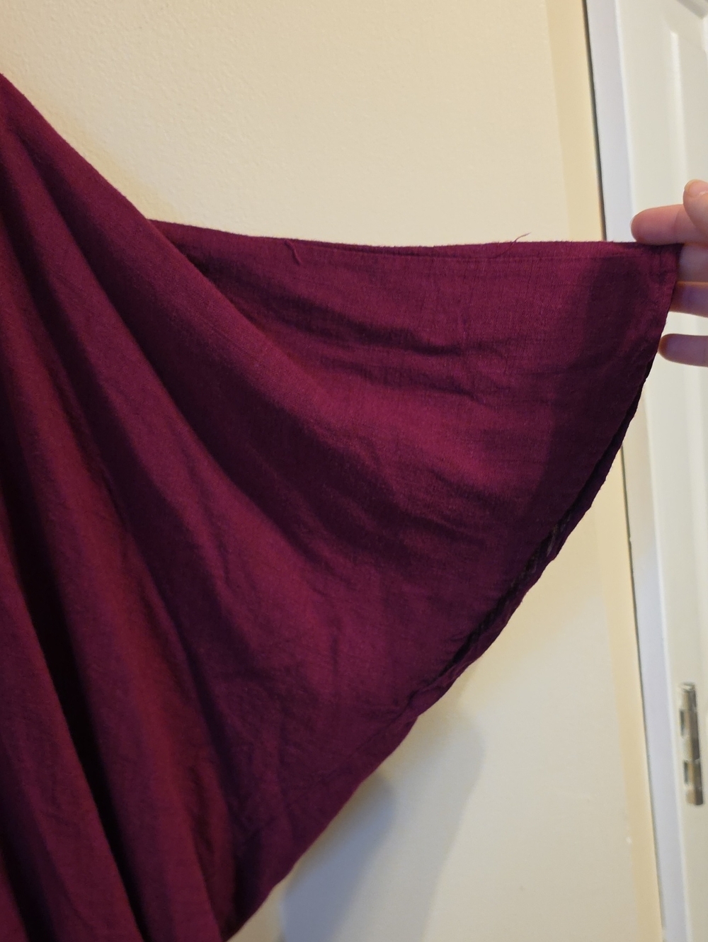 Umgee Oversized Burgandy V Neck Blouse.  In EUC - Picture 4 of 7